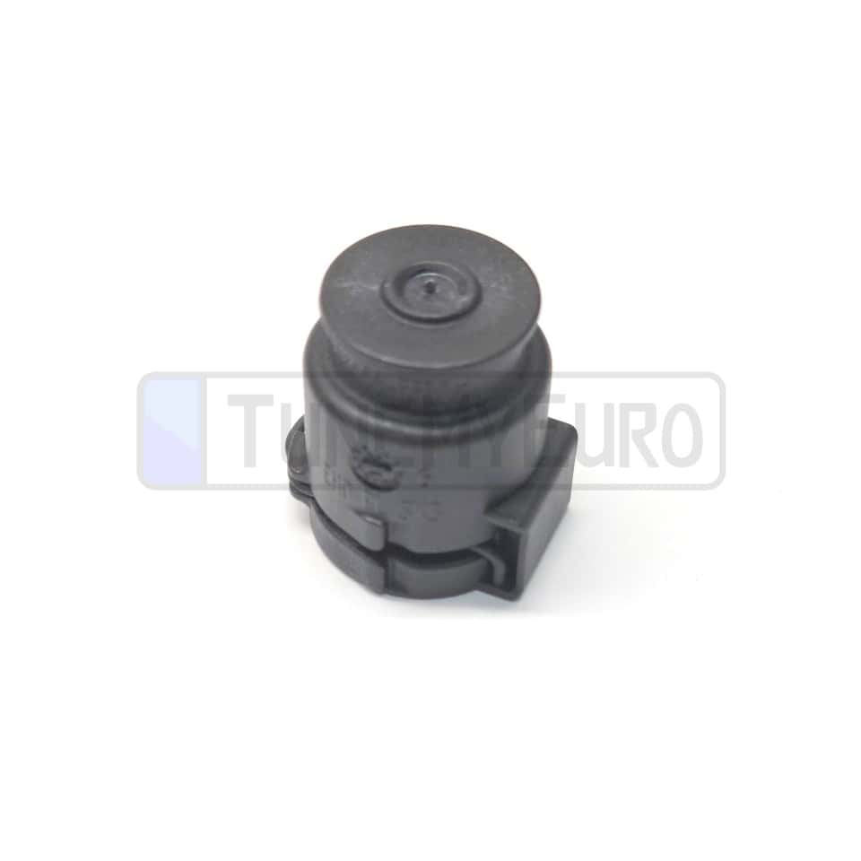 Water Pump Cap, M57 Cascade German Parts